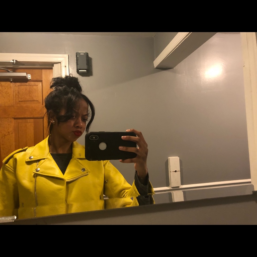 Meet your Posher, Brier